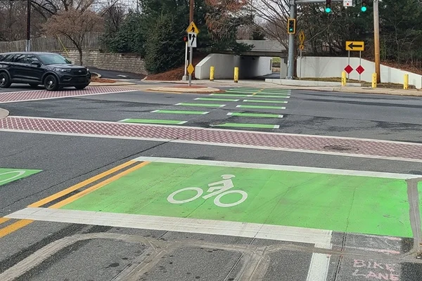 DE Separated Bike Lane
