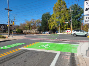 pavement markings for bicyclists